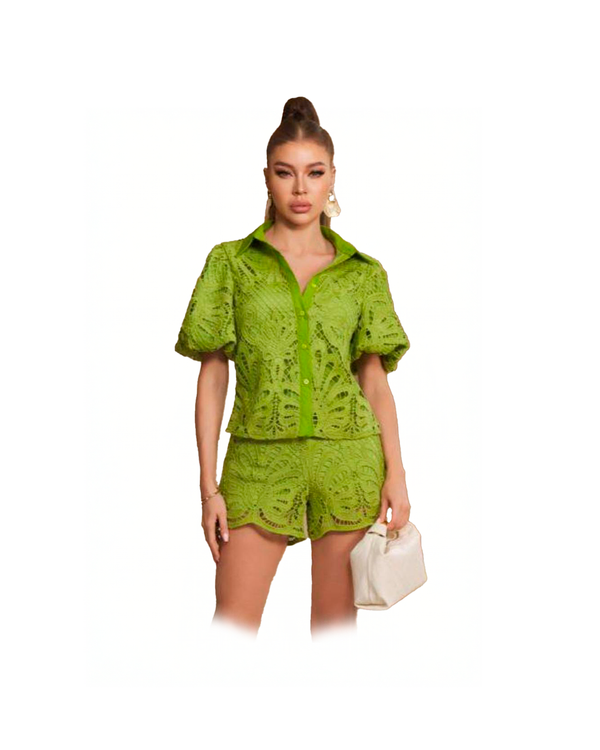 Conjunto de Blusa y Short en Encaje Bordado - Verde Lima